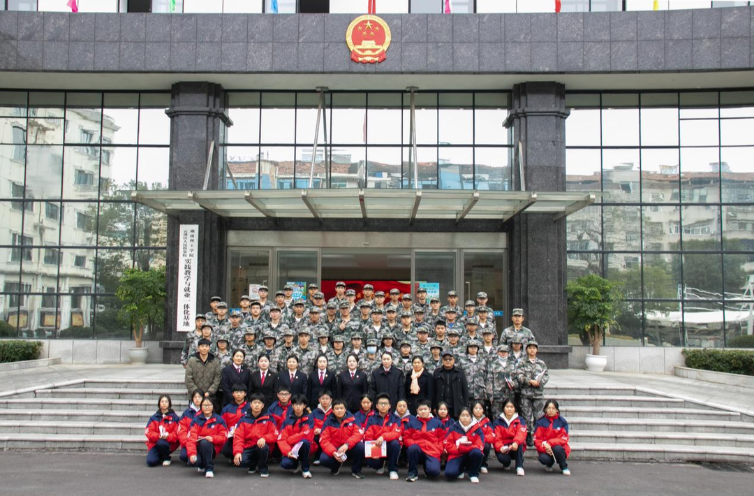 检爱守护，青春无“霸”：云溪区检察院开放日活动来了！