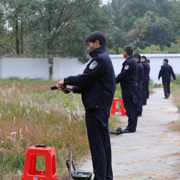 淬炼精兵 护航司法——华容法院开展2025年度司法警察实战化训练